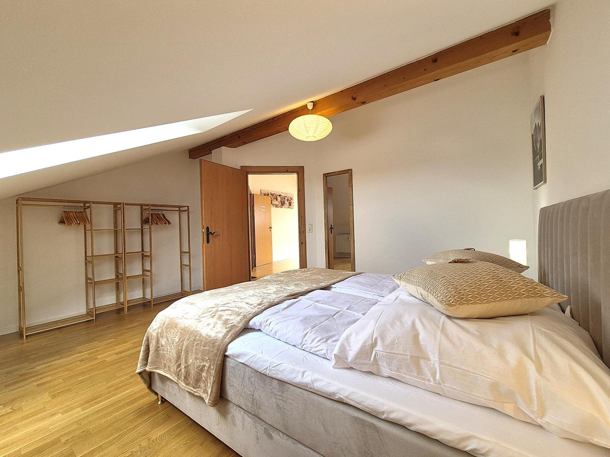 Apartment Gutshof Alpenblick Am Simssee - Ueber Den Man Spricht