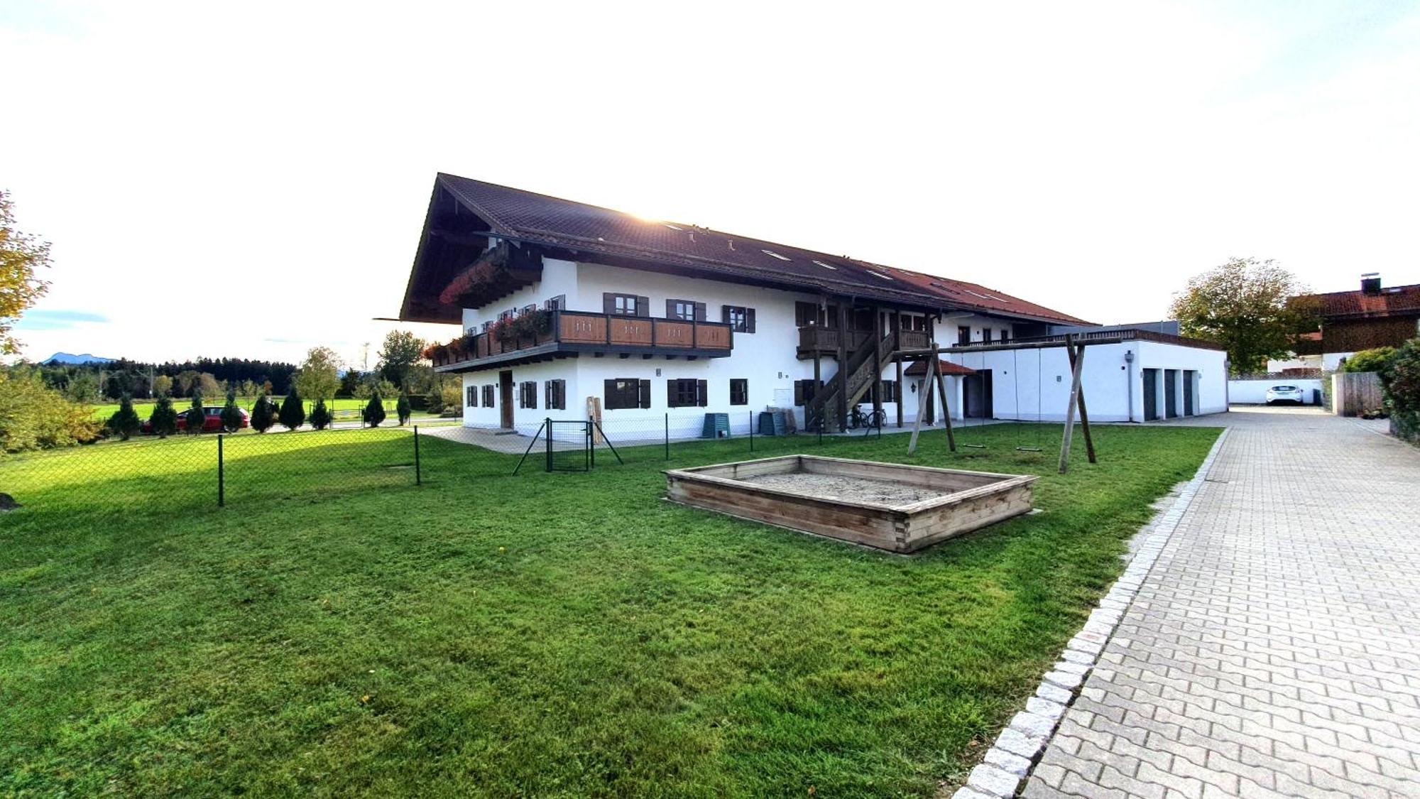 Gutshof Alpenblick Am Simssee - Ueber Den Man Spricht Apartment