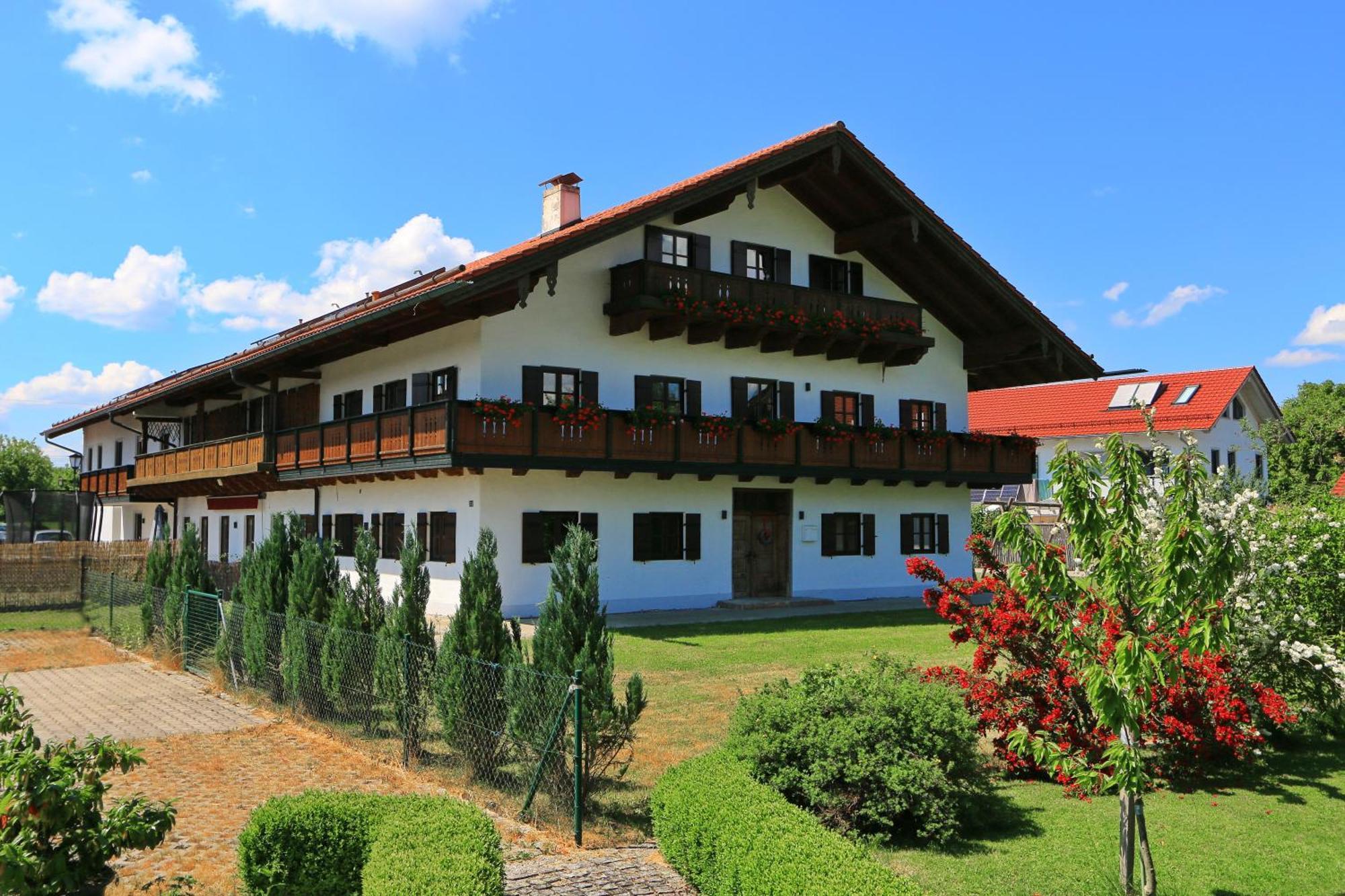 Gutshof Alpenblick Am Simssee - Ueber Den Man Spricht Apartment *